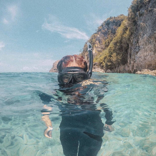 Dive & Hop (Snorkeler)